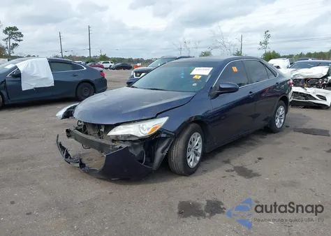 2016 Toyota Camry Le z USA, uszkodzony, nr VIN 4T4BF1FK5GR545766